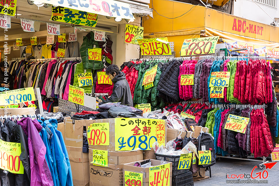เที่ยวญี่ปุ่น โตเกียว ด้วยตัวเอง Japan Tokyo Trip เสื้อผ้า ตลาด ameyoko อาเมโยโกะ
