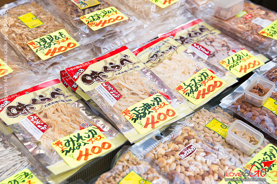 เที่ยวญี่ปุ่น โตเกียว ด้วยตัวเอง Japan Tokyo Trip ปลาหมึกน้ำส้ม ของฝากญี่ปุ่น ตลาด ameyoko อาเมโยโกะ ของฝากจากญี่ปุ่น