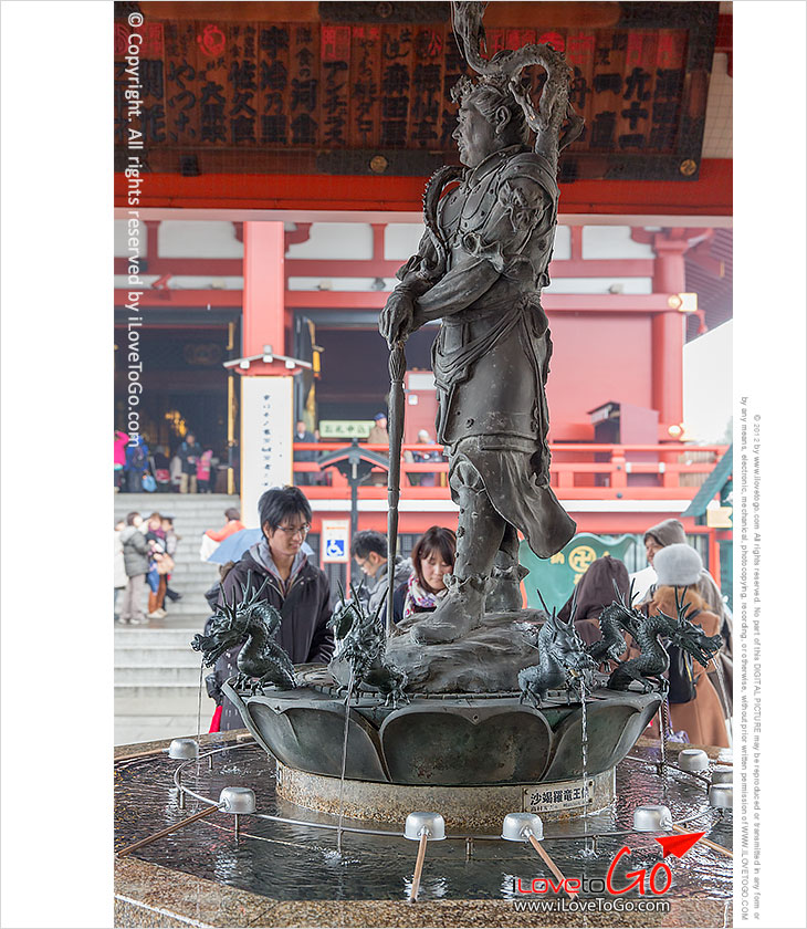 เที่ยวญี่ปุ่น โตเกียว ด้วยตัวเอง Japan Tokyo Trip วัดอาสะคุสะ Asakusa อูเอะโนะ Ueno วัดเซ็นโซจิ Sensoji ซูชิสายพาน ราเม็ง วัดสายฟ้า สวนอุเอะโนะ
