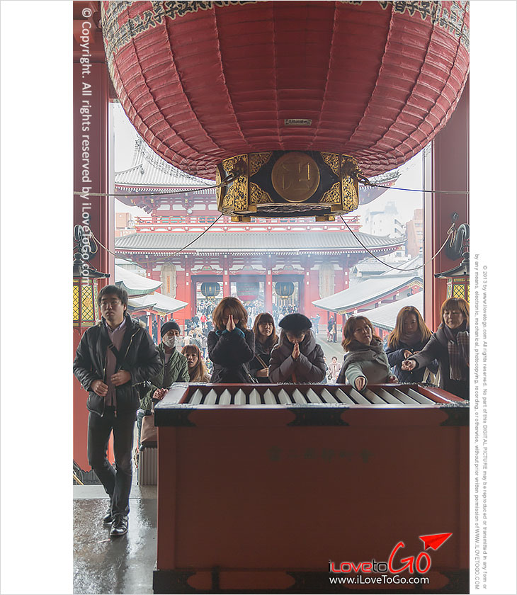 เที่ยวญี่ปุ่น โตเกียว ด้วยตัวเอง Japan Tokyo Trip วัดอาสะคุสะ Asakusa อูเอะโนะ Ueno วัดเซ็นโซจิ Sensoji ซูชิสายพาน ราเม็ง วัดสายฟ้า สวนอุเอะโนะ