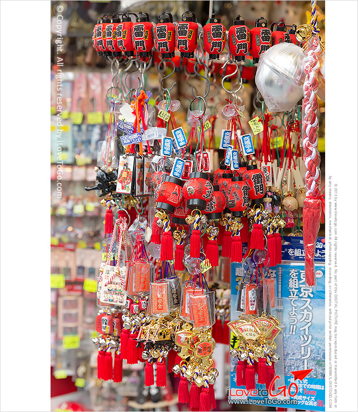 เที่ยวญี่ปุ่น โตเกียว ด้วยตัวเอง Japan Tokyo Trip วัดอาสะคุสะ Asakusa อูเอะโนะ Ueno วัดเซ็นโซจิ Sensoji ซูชิสายพาน ราเม็ง วัดสายฟ้า สวนอุเอะโนะ