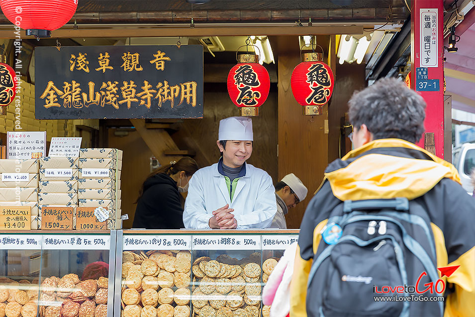 เที่ยวญี่ปุ่น โตเกียว ด้วยตัวเอง Japan Tokyo Trip วัดอาสะคุสะ Asakusa อูเอะโนะ Ueno วัดเซ็นโซจิ Sensoji ซูชิสายพาน ราเม็ง วัดสายฟ้า สวนอุเอะโนะ