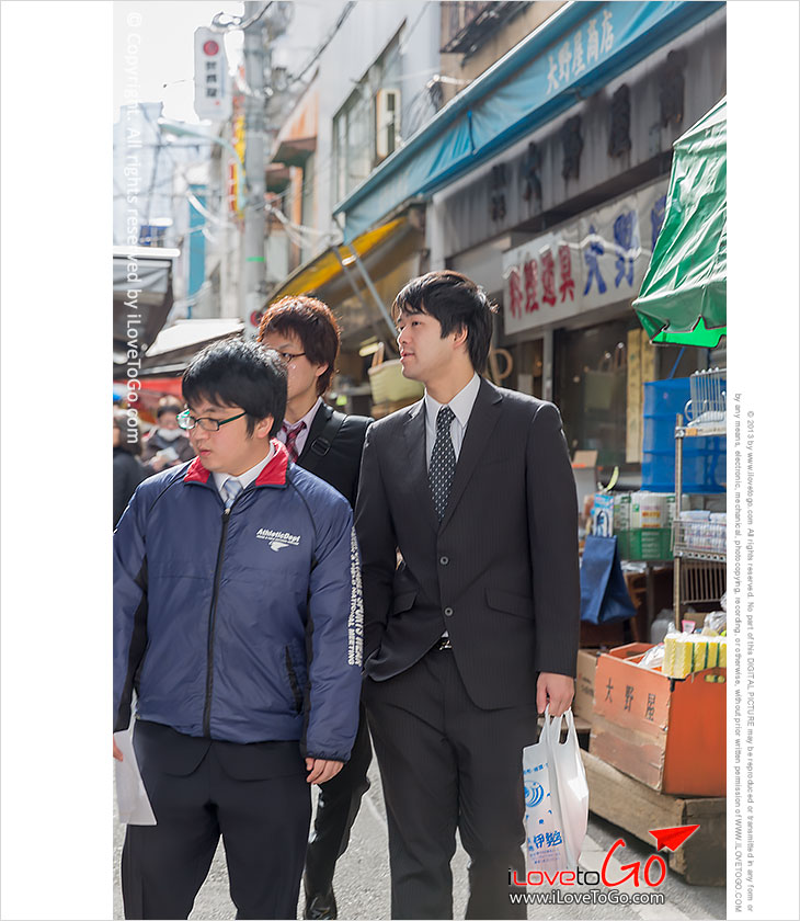เที่ยวญี่ปุ่นด้วยตัวเอง Japan Tokyo Trip โตเกียวดิสนีย์ซี Tokyo Disney Sea ตลาดปลาทสึกิจิ ซูชิได sushi tsukiji sushi sunmai tsukiji fish market