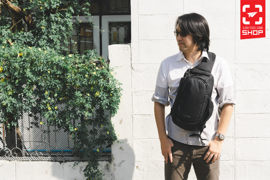 Camsafe X9 Sling Camera Travel Bag