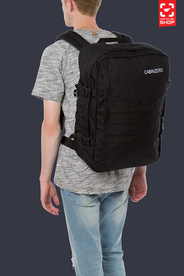 CabinZero Military Black 44L