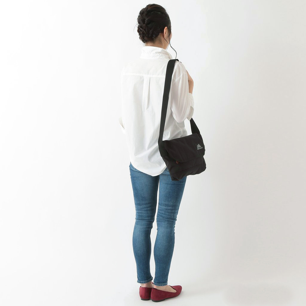 กระเป๋า Gregory Kick Back Shoulder สี Black