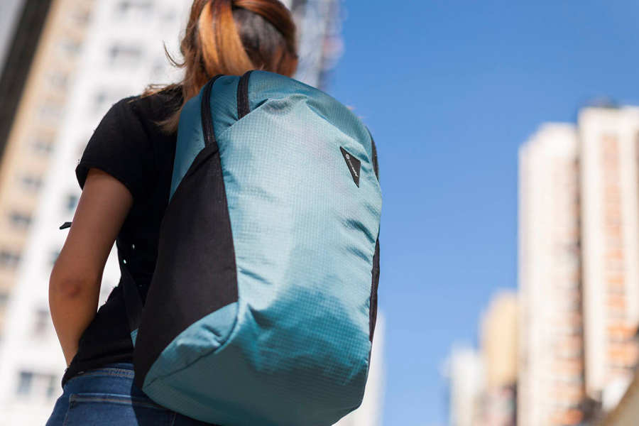 กระเป๋า Pacsafe Vibe 20 Anti-theft 20L backpack (Hydro Blue)