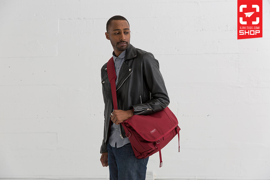 Timbuk2 - Classic Messenger Bag สี Collegiate Red