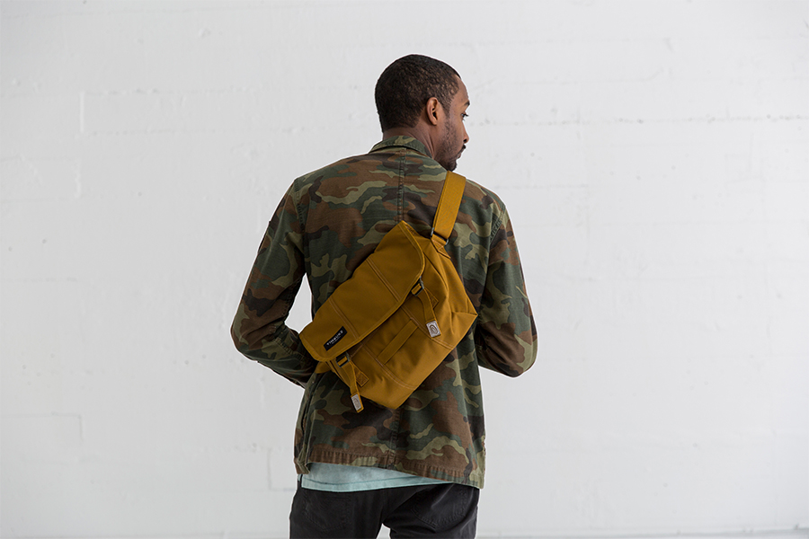 Timbuk2 - Flight Classic Messenger Bag สี Brass Army
